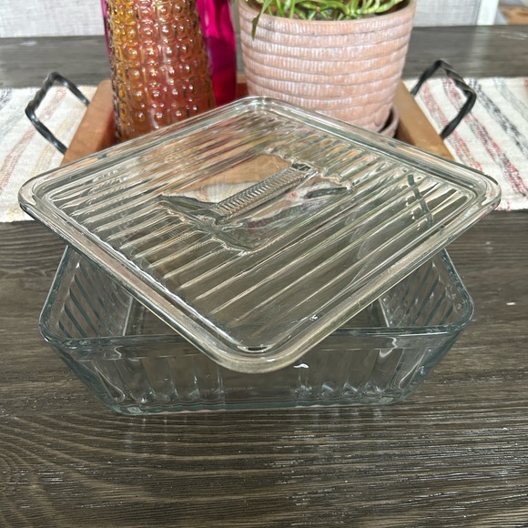 Anchor Hocking 1932 Vintage Design Ribbed Clear Glass Baking Dish W/Lid! - Picture 3 of 3